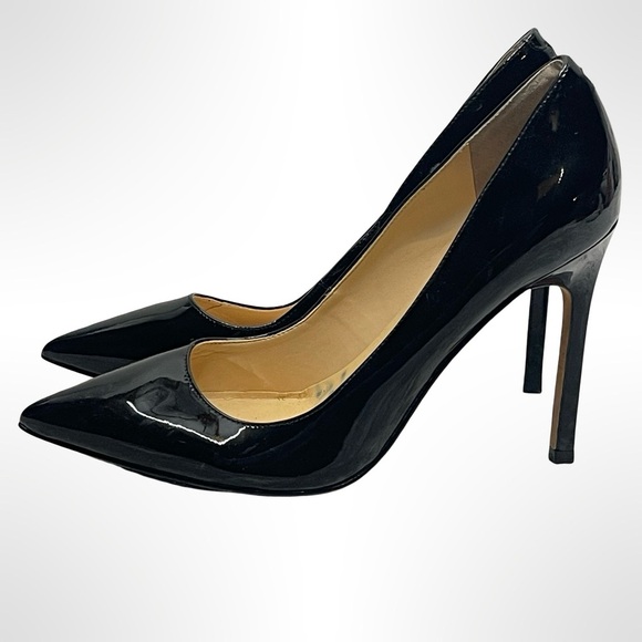 Ivanka Trump pointed toe Black Leather Pumps in size 7 - Picture 4 of 8